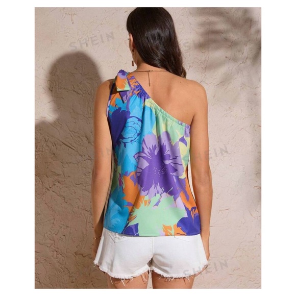 NWT Asymmetrical One Shoulder Blouse - Picture 2 of 8